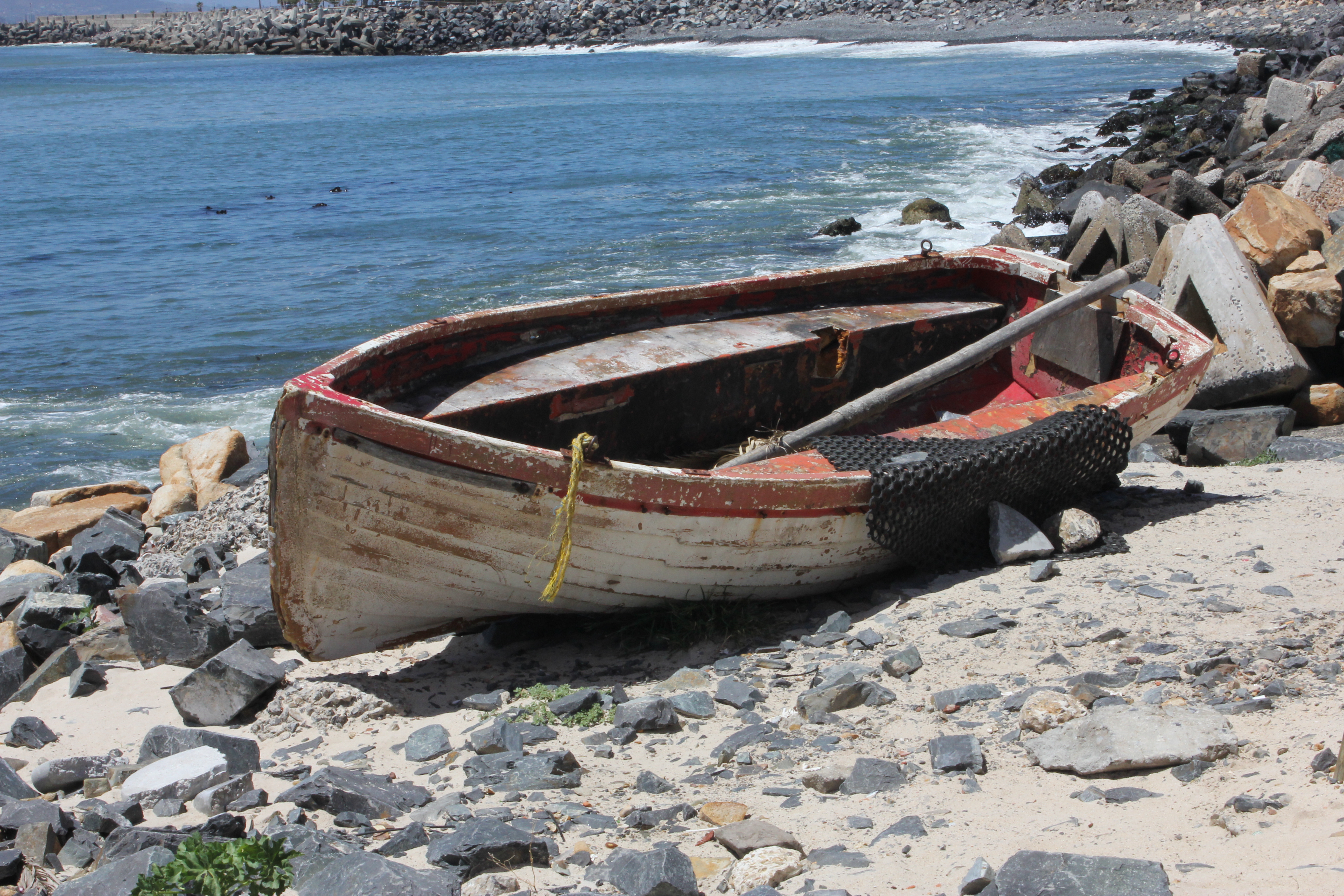 Abandonded boat - CPT